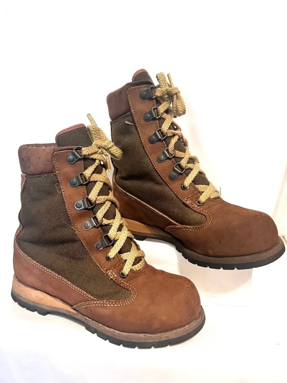 Rocky Boots-Combat Lace Up Youth-5 1/2 M-Vibram Sole-Brown/Tan Mix-Waterproof
